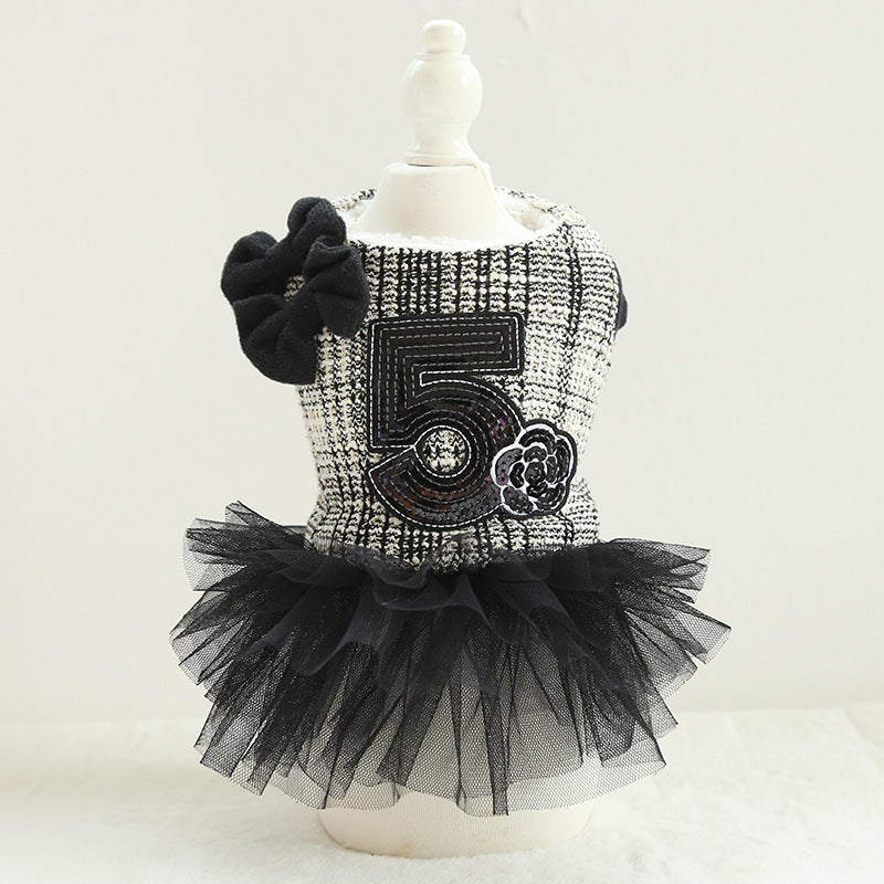 Double-Bow Dog Dress – black and white dress with number 5 on a mannequin, product photo